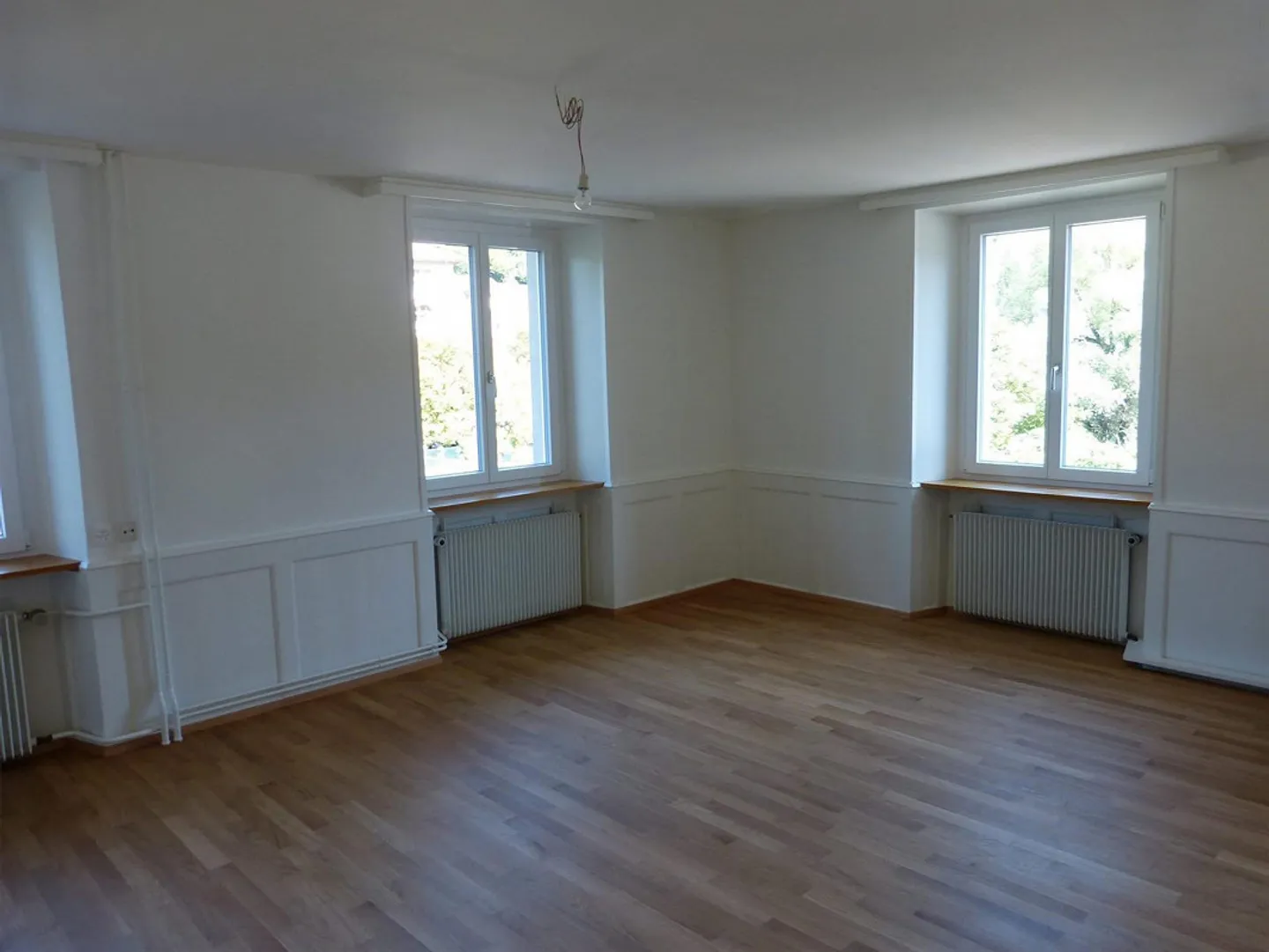 Appartement en duplex spacieux de 6 pièces directement sur la Birs - Photo 3 sur 11