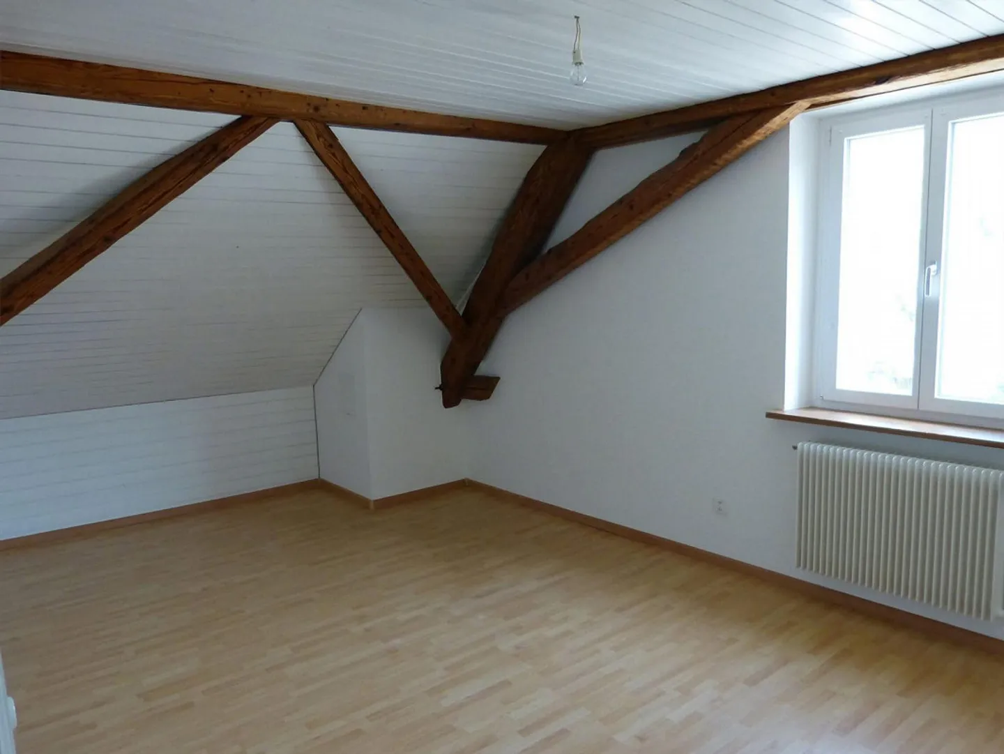 Appartement en duplex spacieux de 6 pièces directement sur la Birs - Photo 8 sur 11