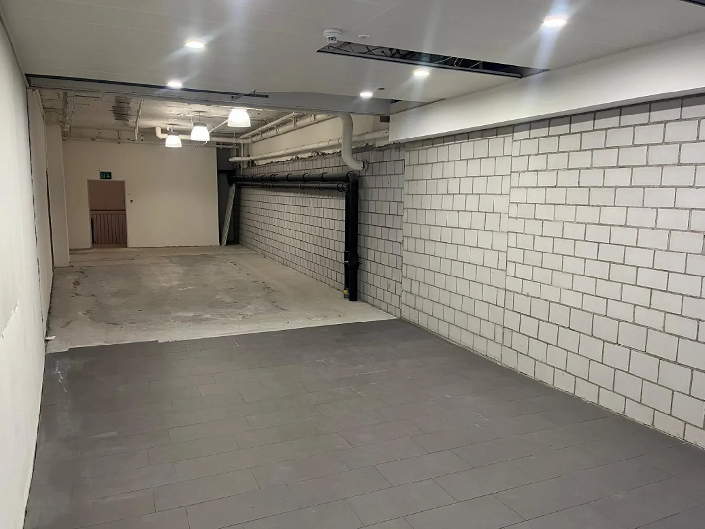 Attractive retail space in prime central location - Photo 5 of 6