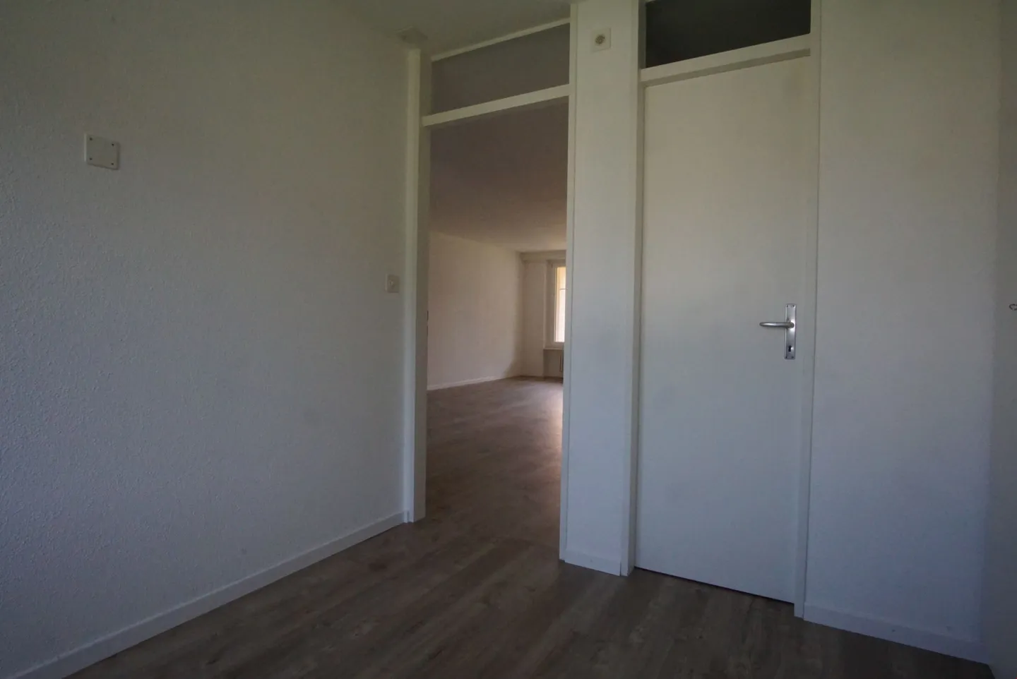 Enjoy sun and panoramic views! Large 4.5-room apartment on the top floor with a large balcony and elevator! View of the Thur and the Churfirsten! - Photo 6 of 7
