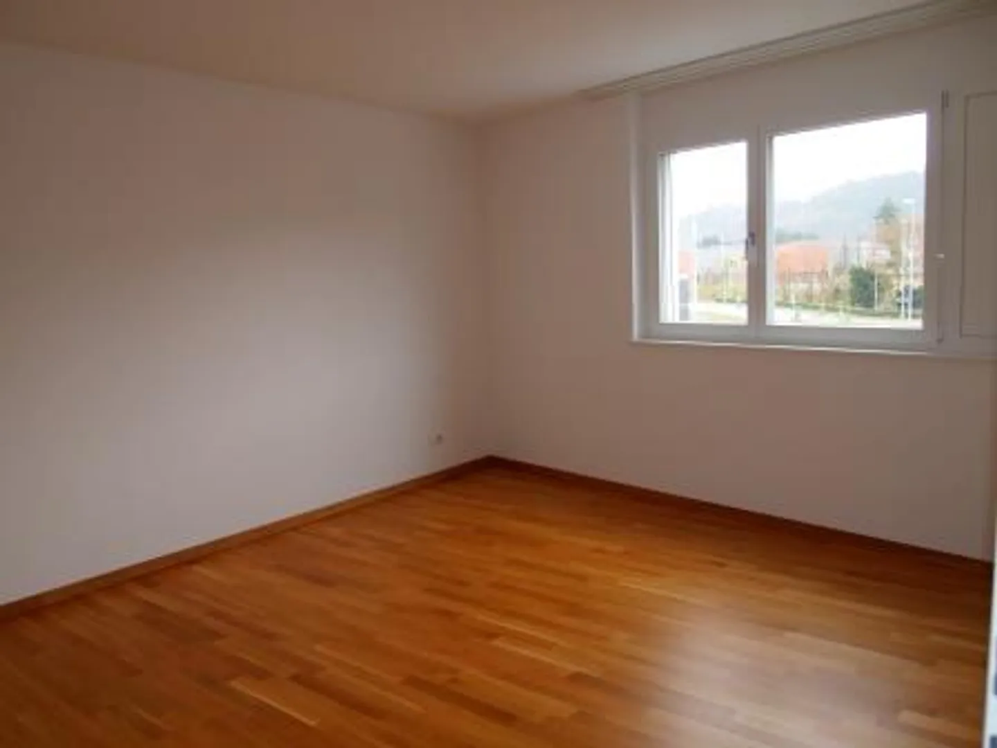 Appartement moderne avec balcon - Photo 5 sur 6