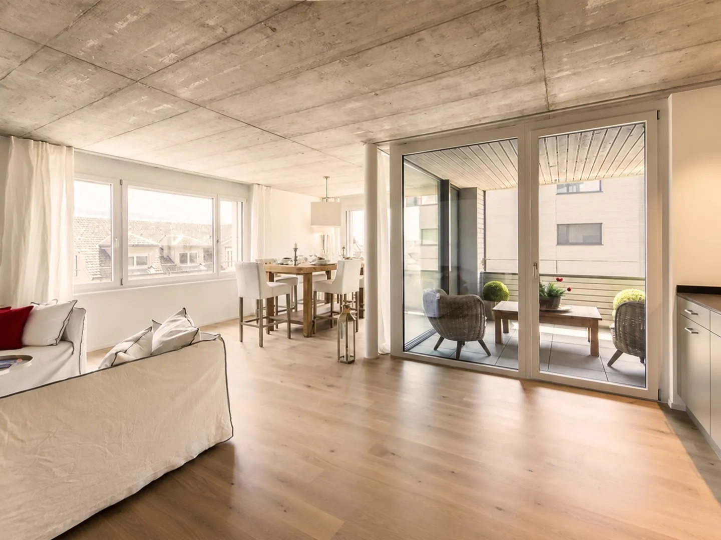 Grosszügige Wohnung an zentraler Lage - Foto 1 von 6