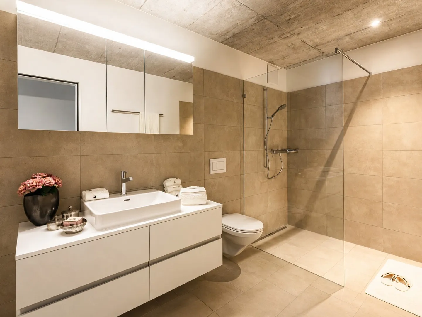 Grosszügige Wohnung an zentraler Lage - Foto 4 von 6