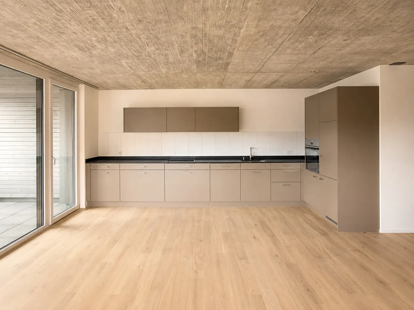 Grosszügige Wohnung an zentraler Lage - Foto 2 von 6