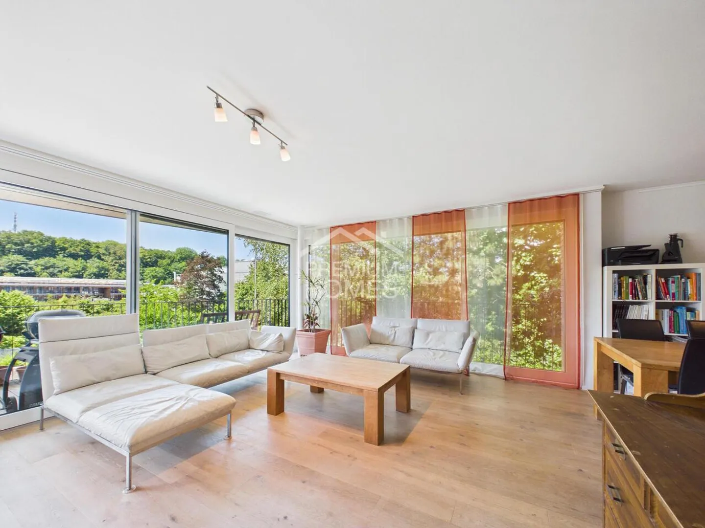 Modernes Familienzuhause an zentraler und ruhiger Lage - Photo 2 sur 7