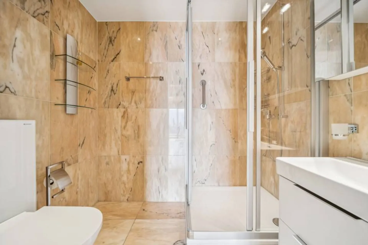 Superbe appartement situé au dernier étage d'une résidence intimiste - Photo 10 sur 13