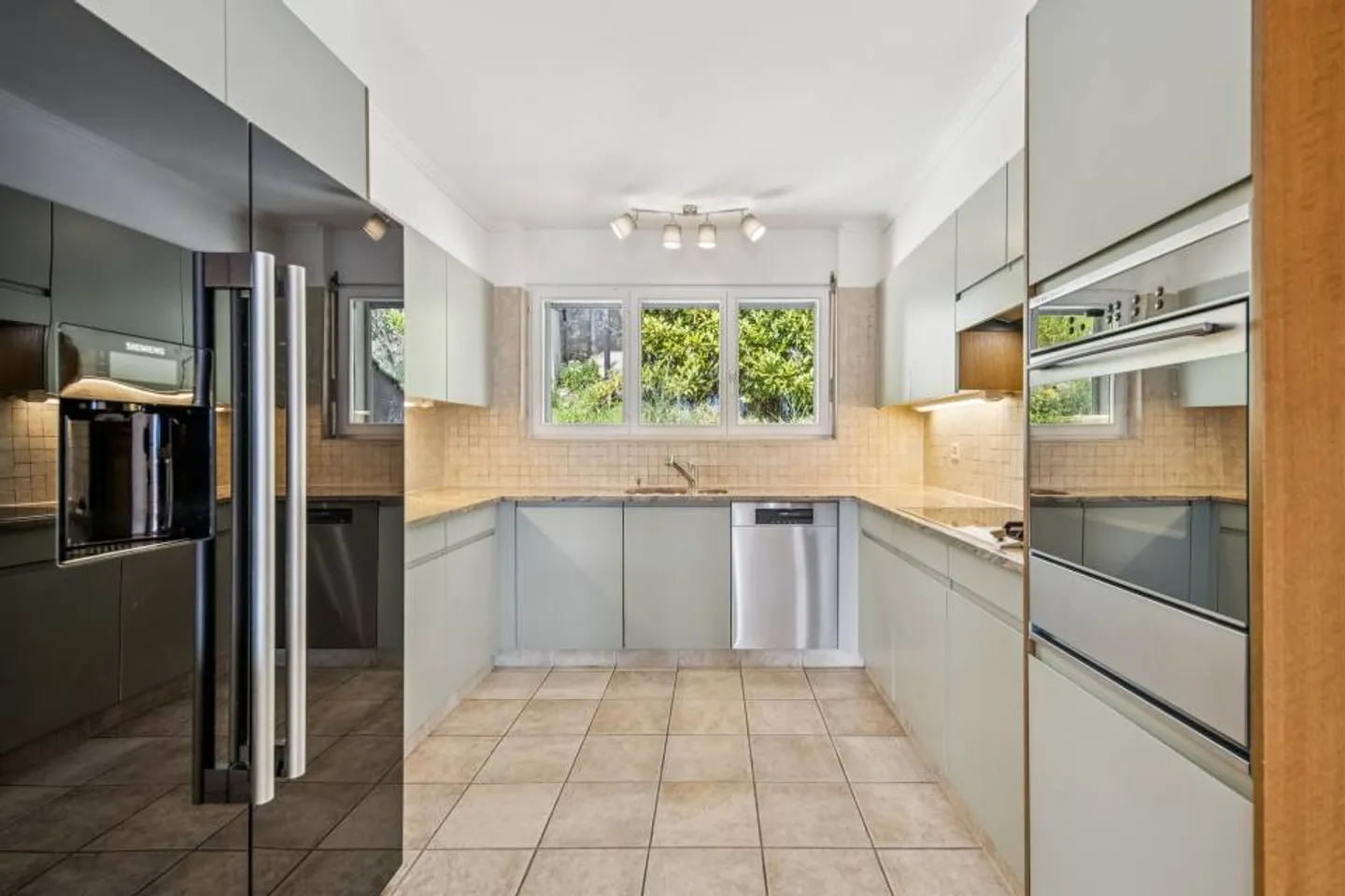 Superbe appartement situé au dernier étage d'une résidence intimiste - Photo 6 sur 13