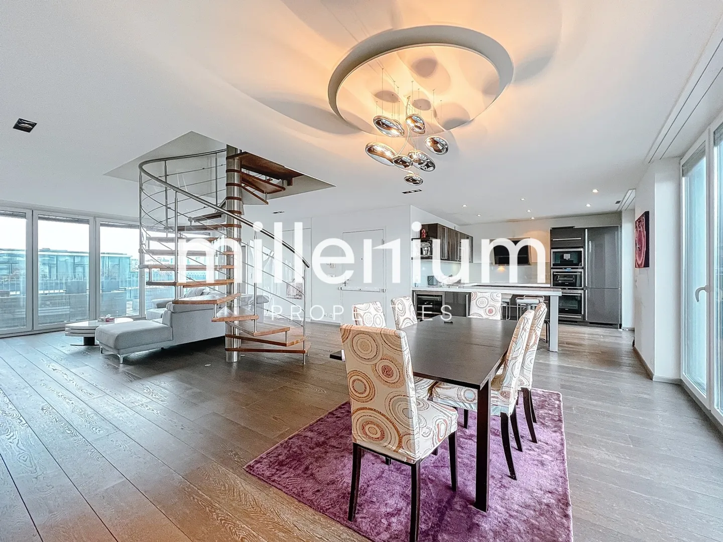 Attic apartment near international organizations - Photo 4 of 20