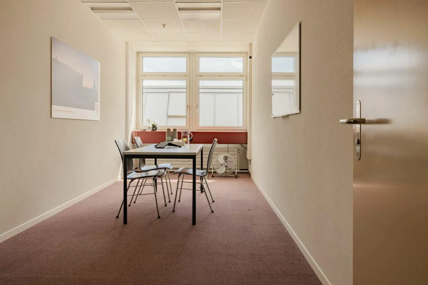 Attractive commercial spaces for offices, practices, and other services... - Photo 6 of 10