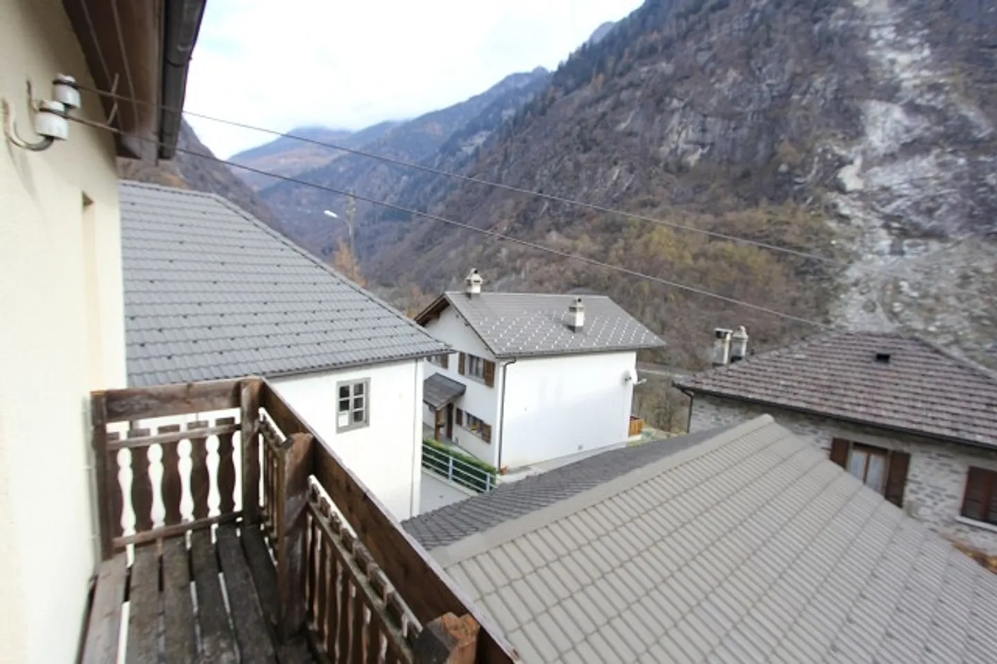 3-family house with a view - Photo 7 of 10