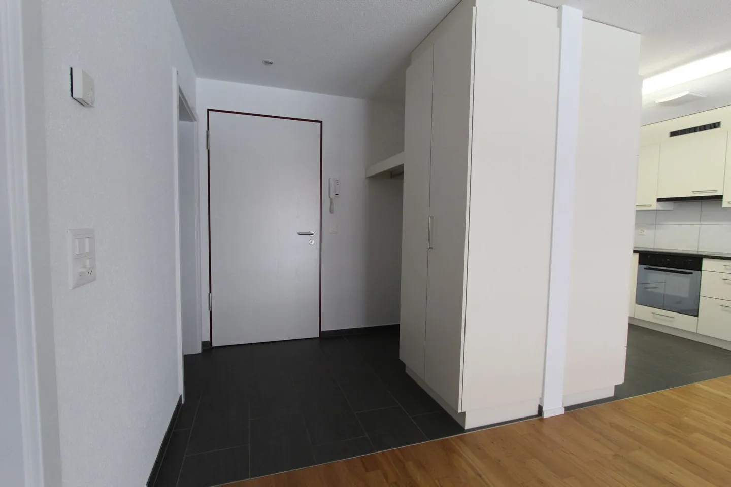 Gipf-Oberfrick / Appartement 2.5 pièces n° 5 - Photo 2 sur 9