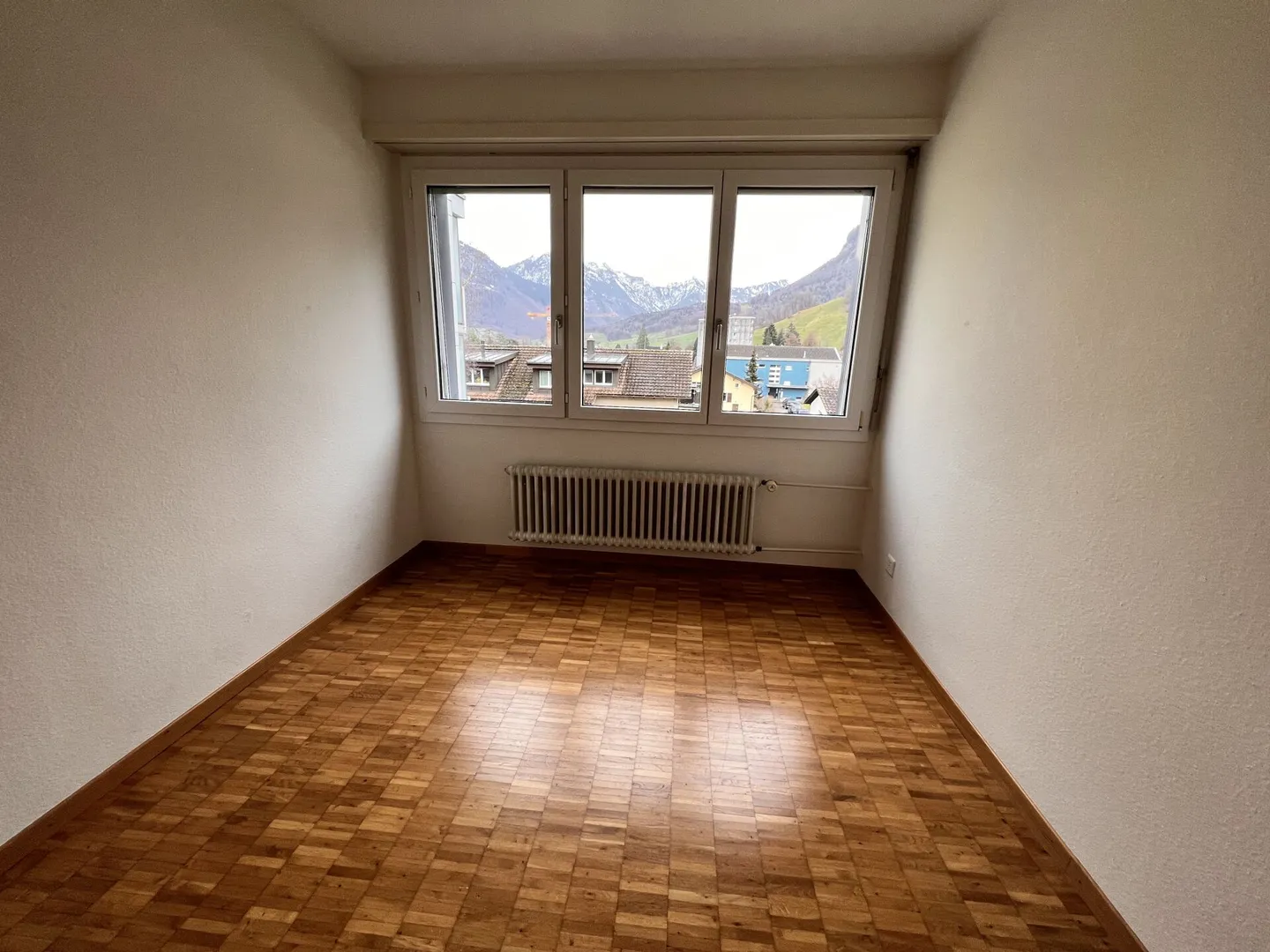 Central Living - Photo 6 of 9