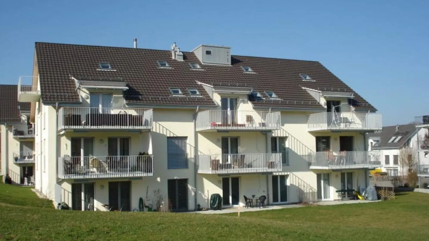 Moderne Dachwohnung mit Schwedenofen - Foto 9 von 11