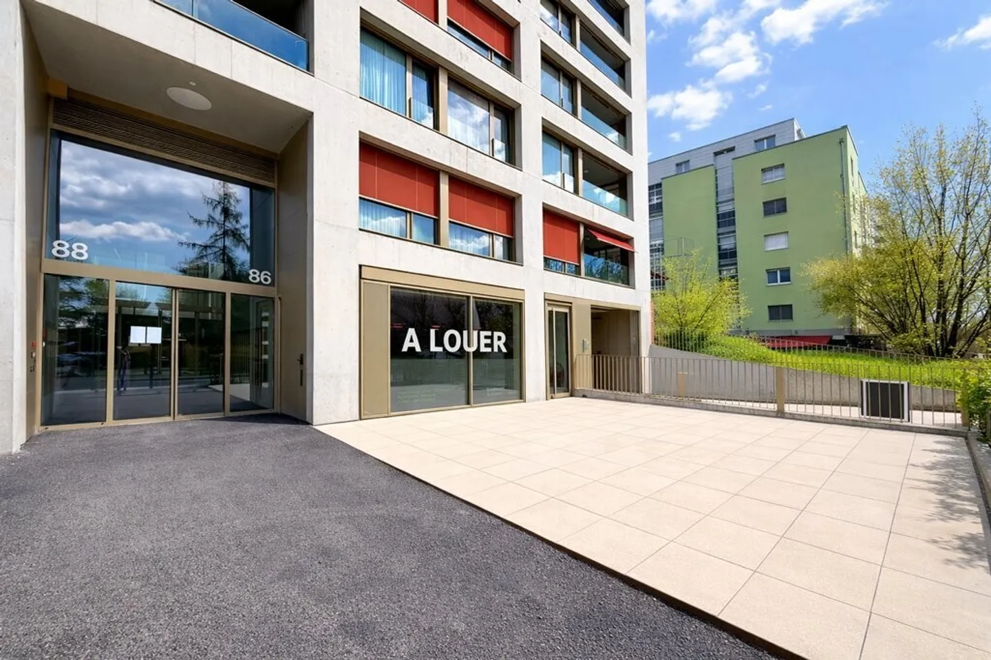 Espace Café Charmant à Louer - Photo 6 sur 6