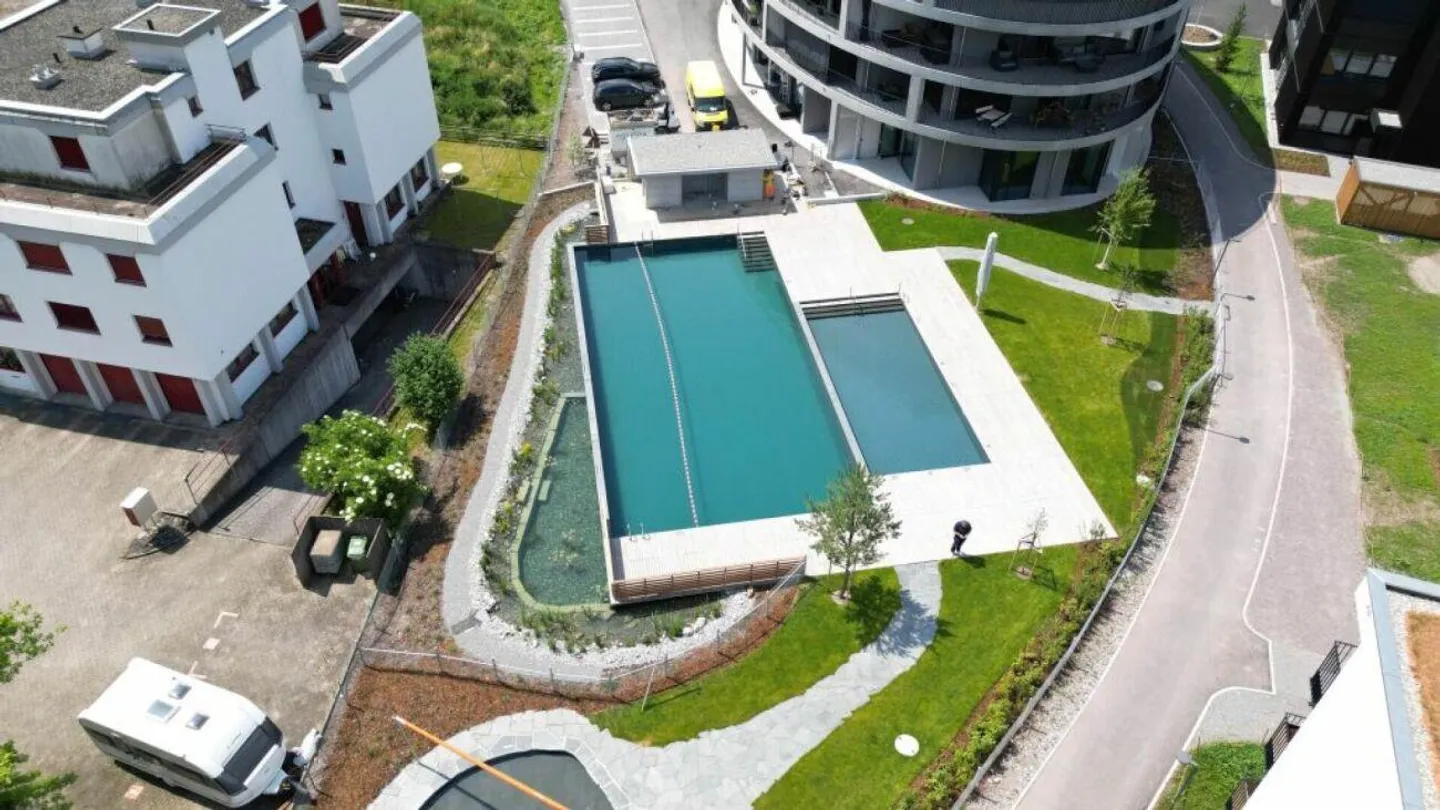 Appartement 2.5 pièces presque neuf - Photo 2 sur 14