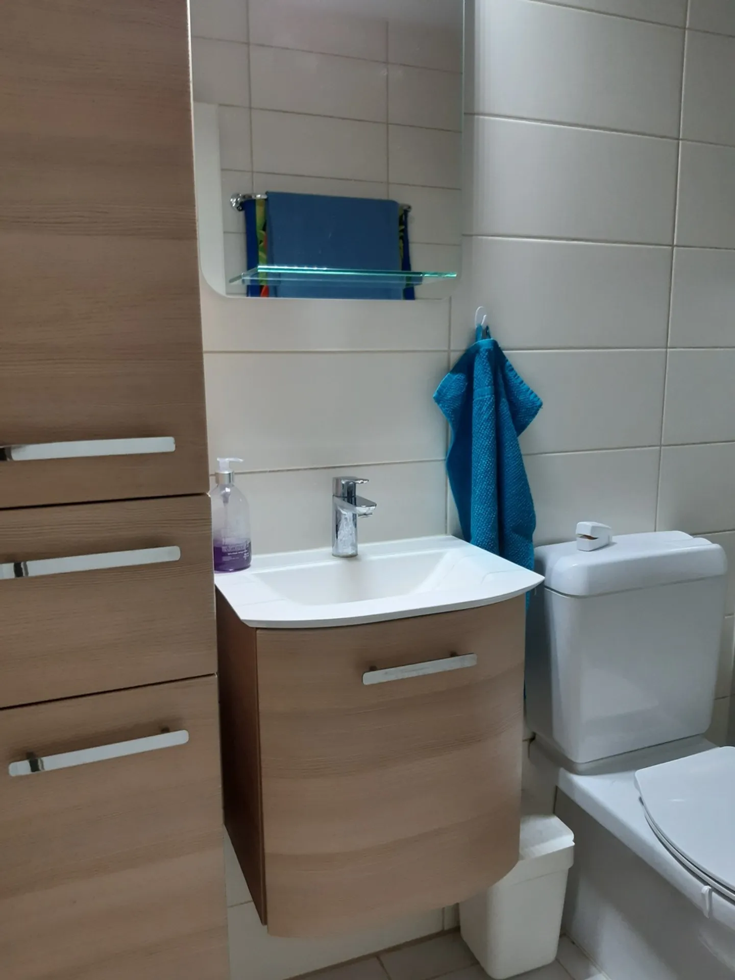 Schönes Apartment mit Terrasse in einer ruhigen und grünen Umgebung - Foto 6 von 11