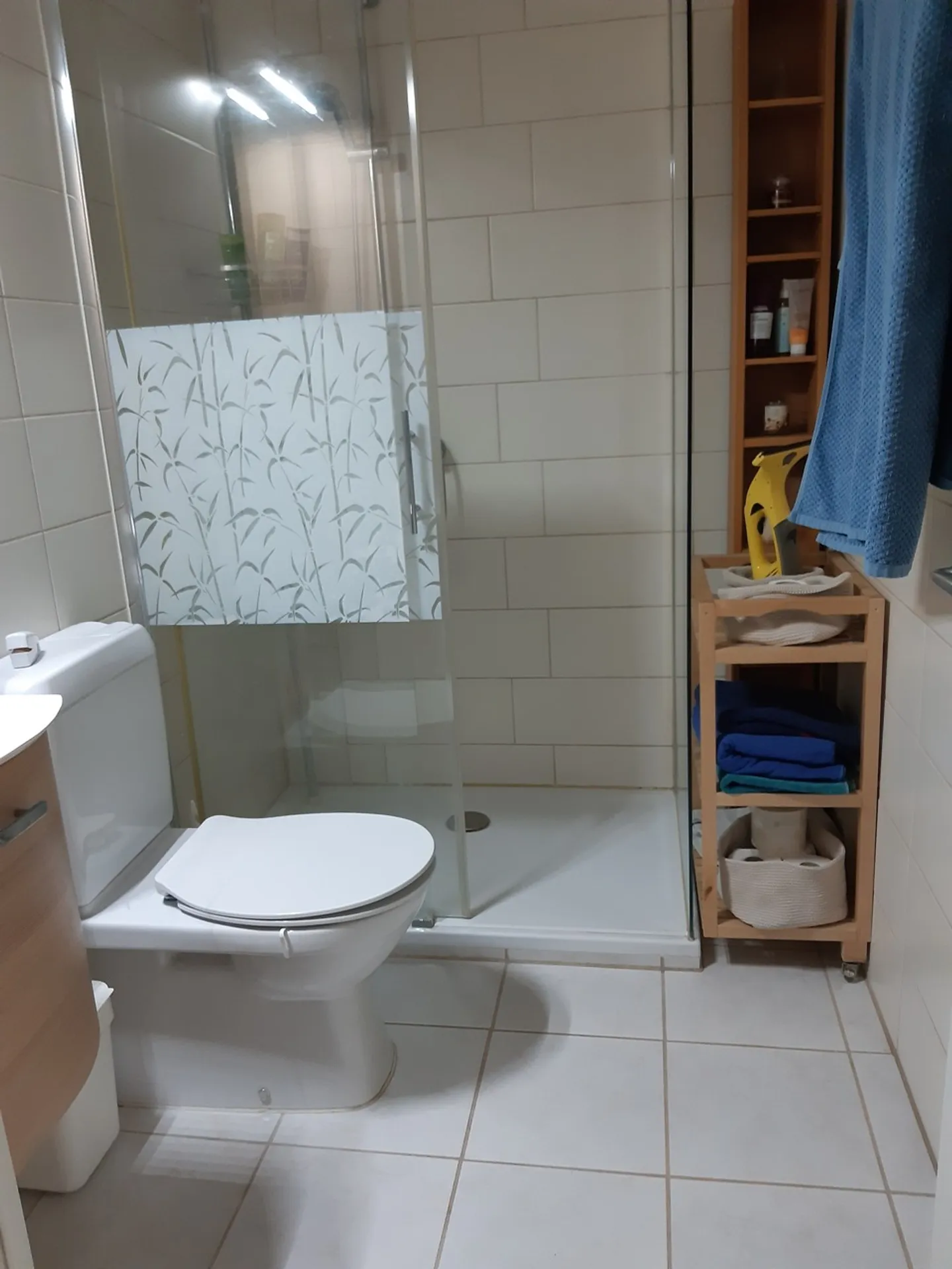 Schönes Apartment mit Terrasse in einer ruhigen und grünen Umgebung - Foto 7 von 11