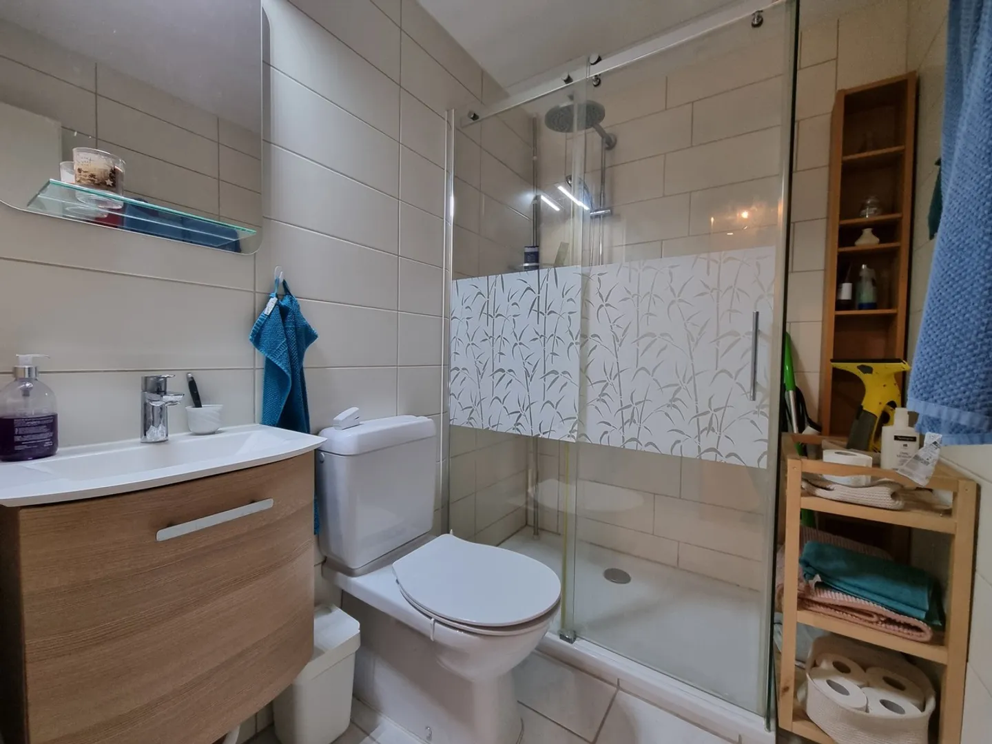 Schönes Apartment mit Terrasse in einer ruhigen und grünen Umgebung - Foto 10 von 11