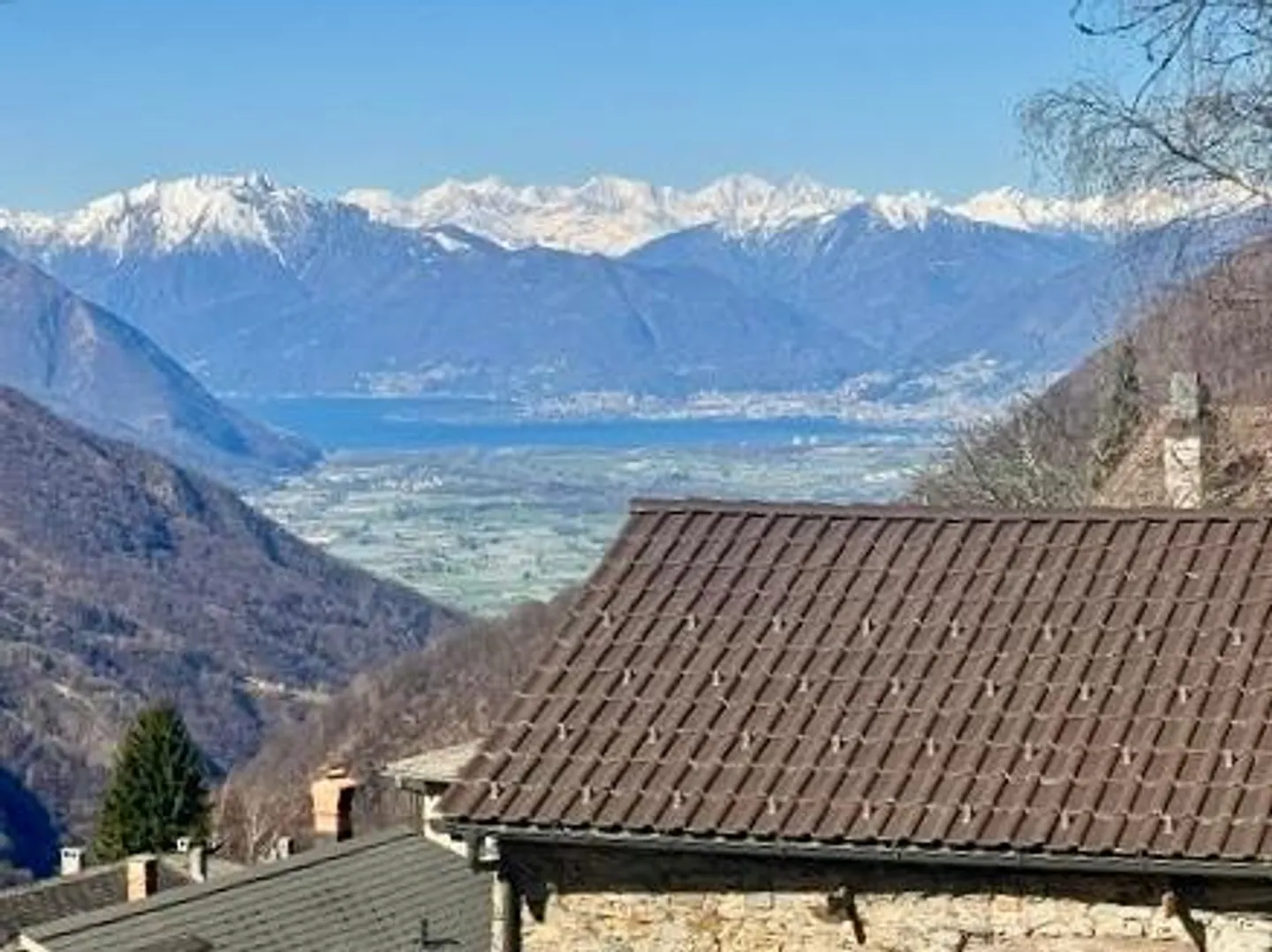 Rustique de 4 pièces à rénover avec vue panoramique et environnement - Photo 5 sur 18