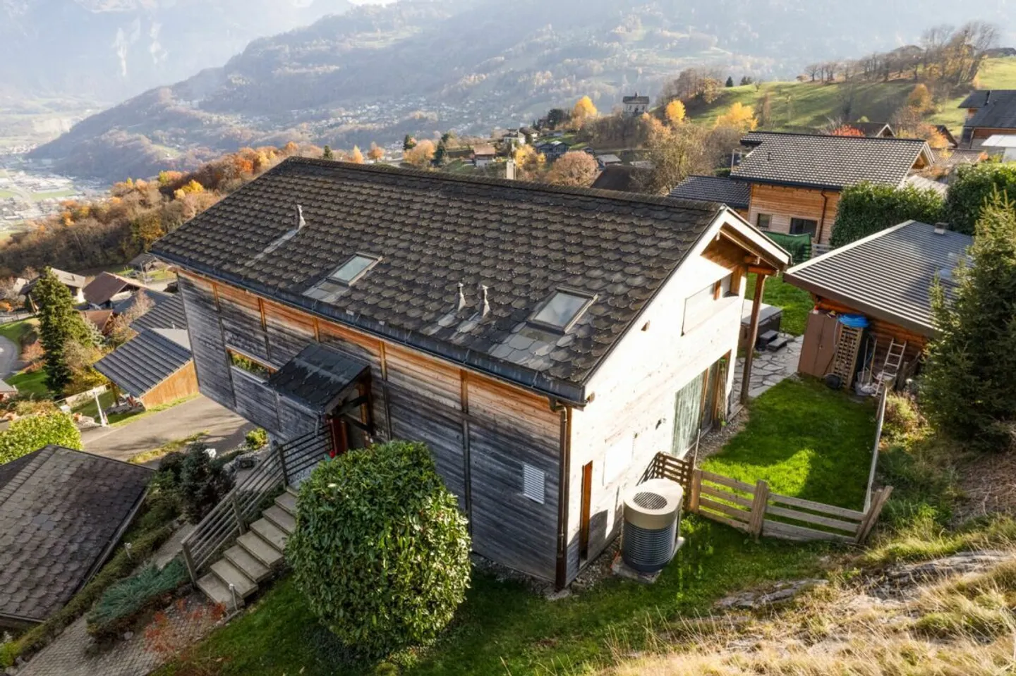 Projekt von 2 Villen mit Genehmigung und Architektenchalet mit 2 Wohnungen. - Foto 9 von 11