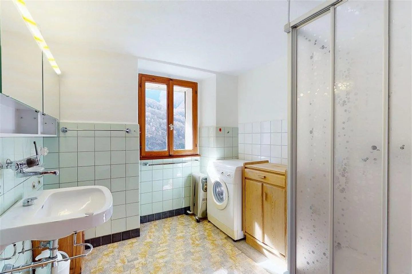 Tessiner Haus mit 6 Zimmern, Rasen und Wald - Foto 12 von 13