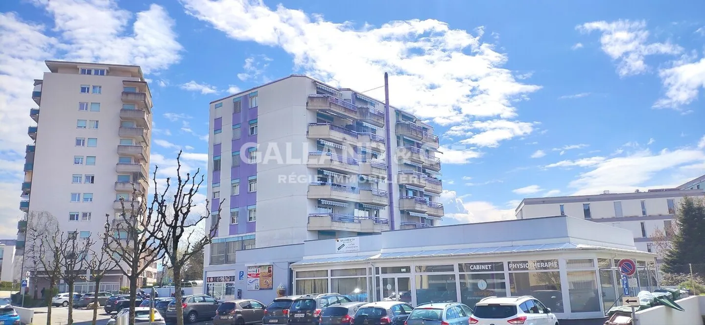 Grande surface commerciale - Photo 1 sur 2