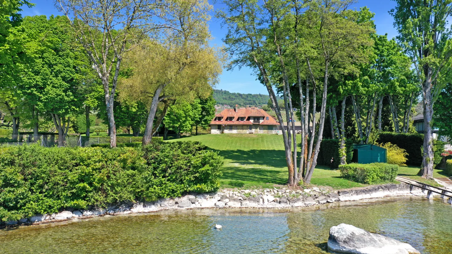 Casa 9 stanze - Foto 1 di 5