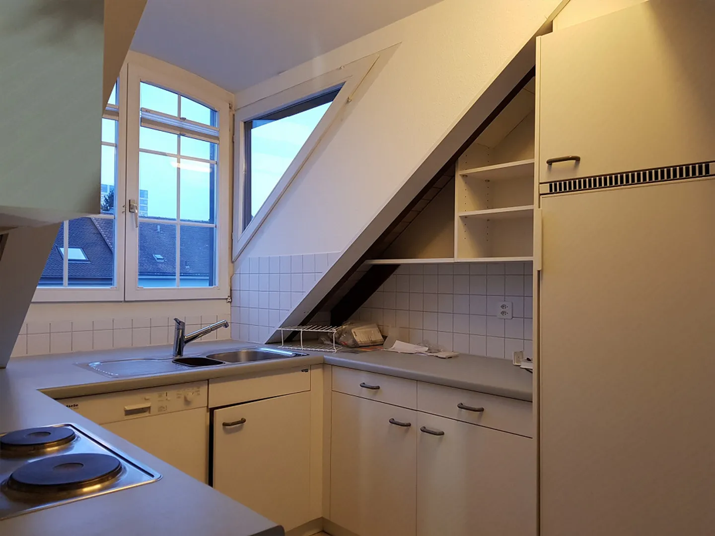 Renovierte 3-Z'Altbau-Dachwohnung in Baumgartnerhaus - Foto 5 von 13