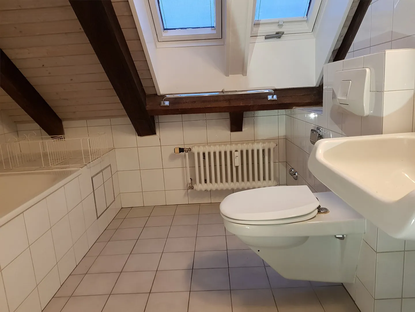 Renovierte 3-Z'Altbau-Dachwohnung in Baumgartnerhaus - Foto 8 von 13
