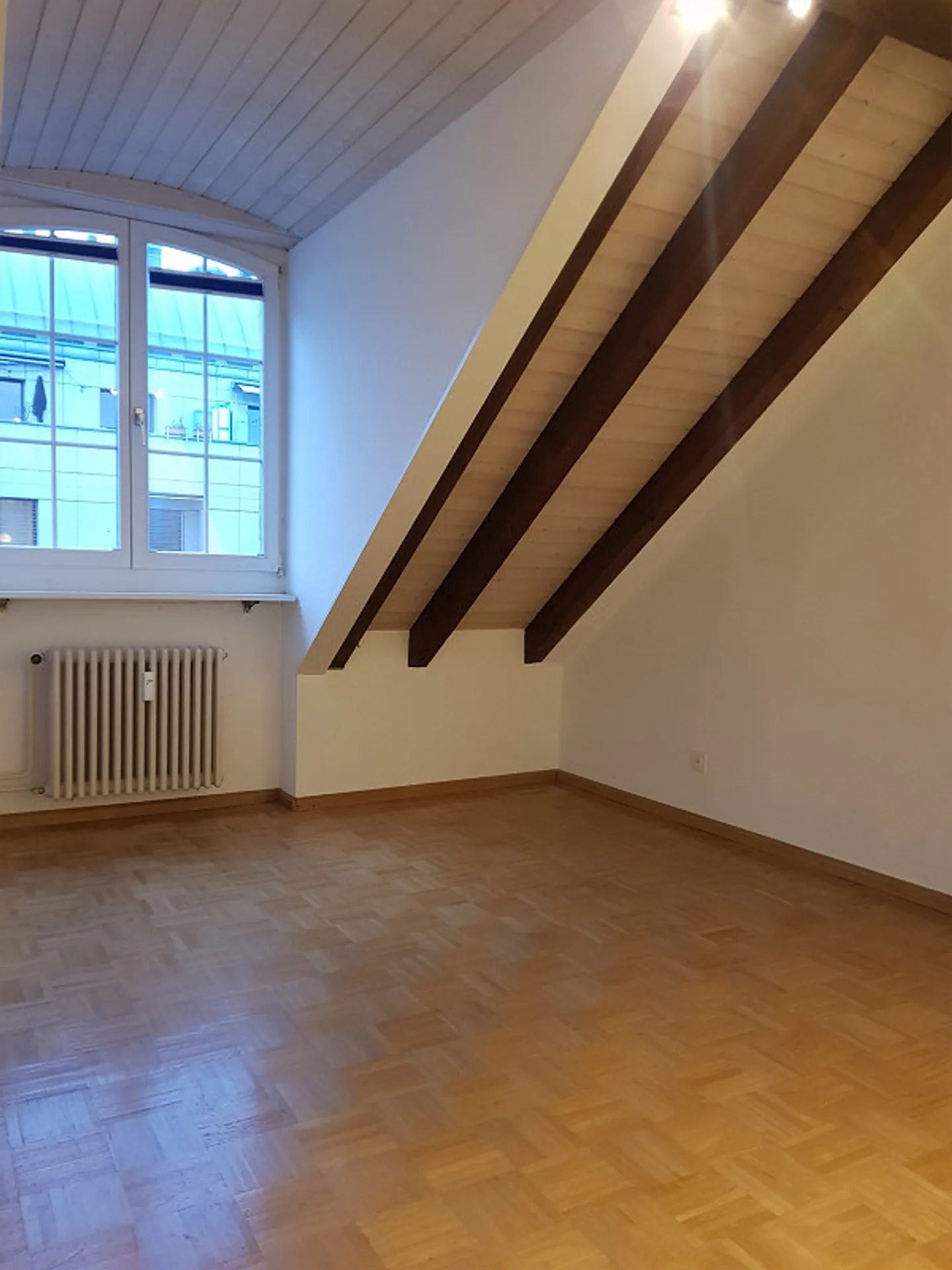 Renovierte 3-Z'Altbau-Dachwohnung in Baumgartnerhaus - Foto 9 von 13