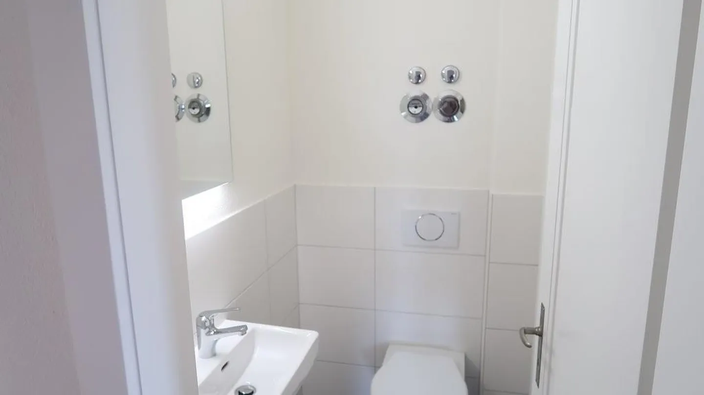 Modern 3-room apartment on the 3rd floor - Photo 4 of 10