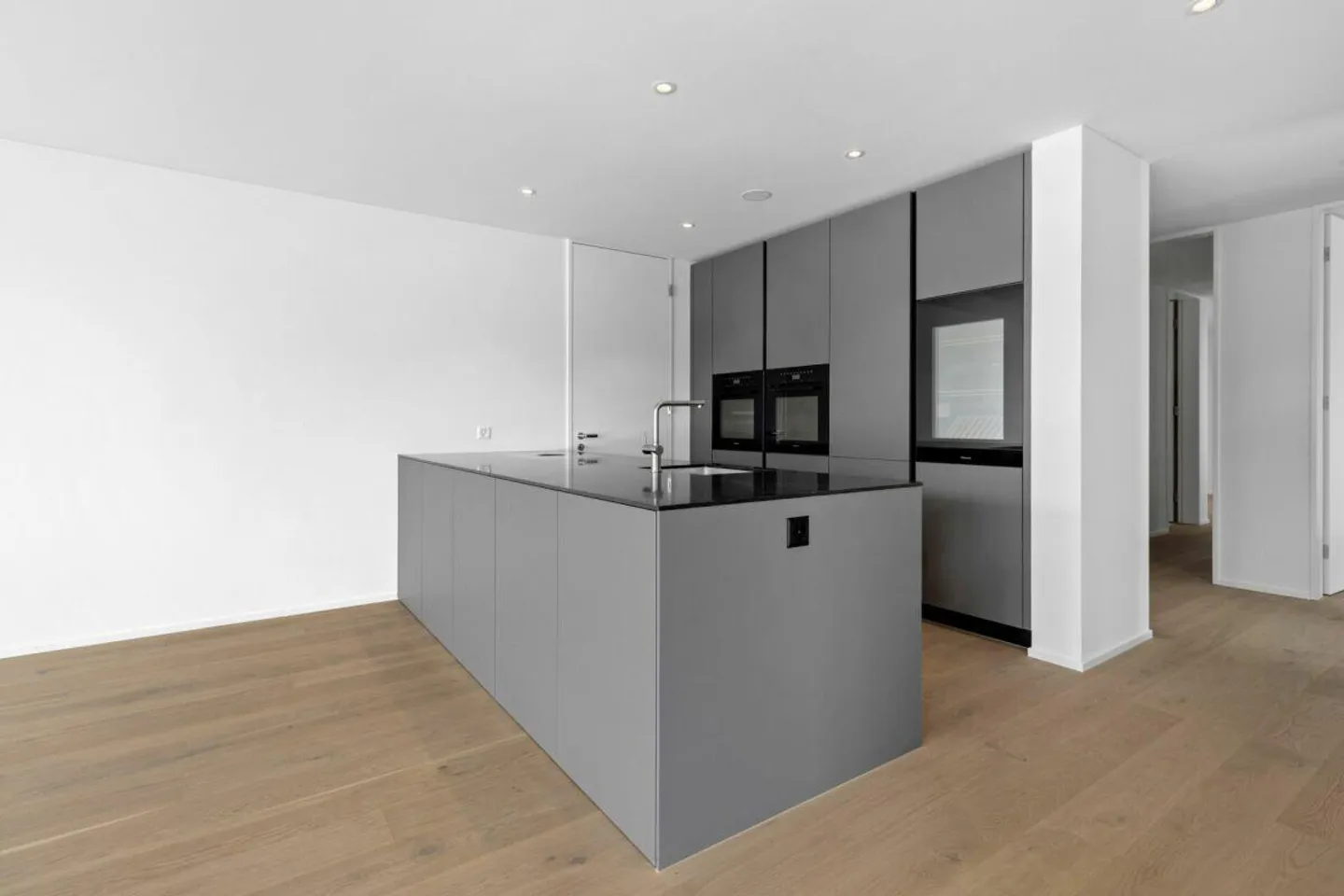 Nouvelle construction - Première occupation avec accès direct au lac - Photo 2 sur 11