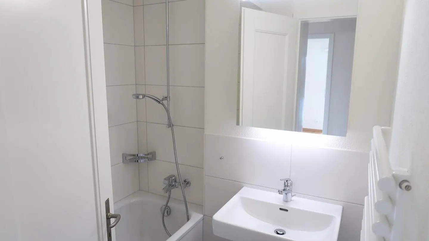 Modern 3-room apartment on the 3rd floor - Photo 5 of 10