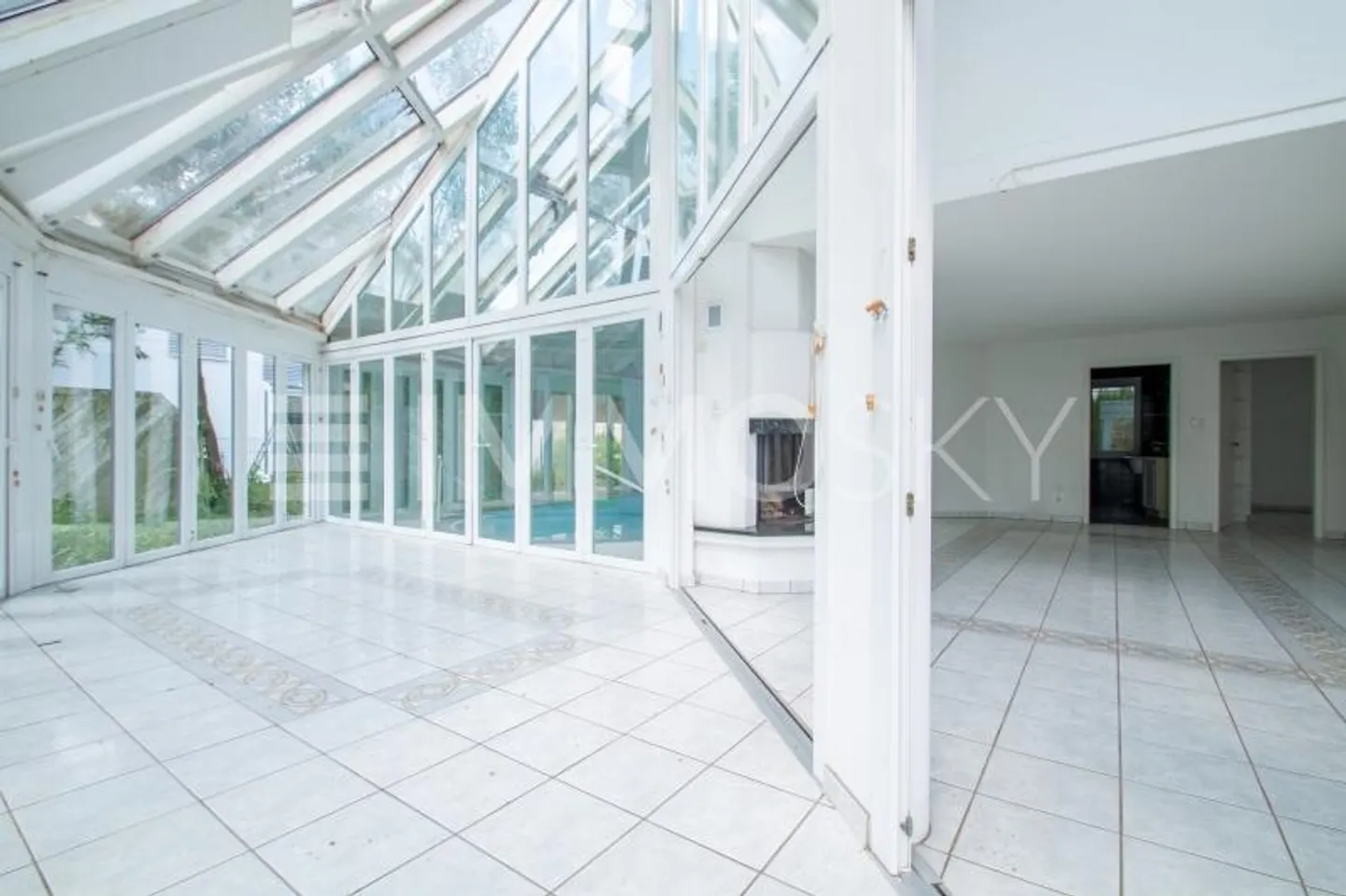 Casa affascinante con potenziale di sviluppo direttamente sulla Vecchia Aare - Foto 3 di 5