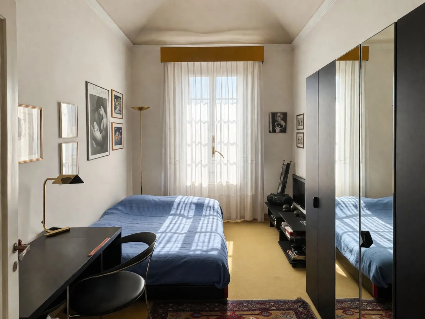 Elegante villa d'epoca con giardino e terrazze nel cuore di Balerna - Photo 34 sur 38