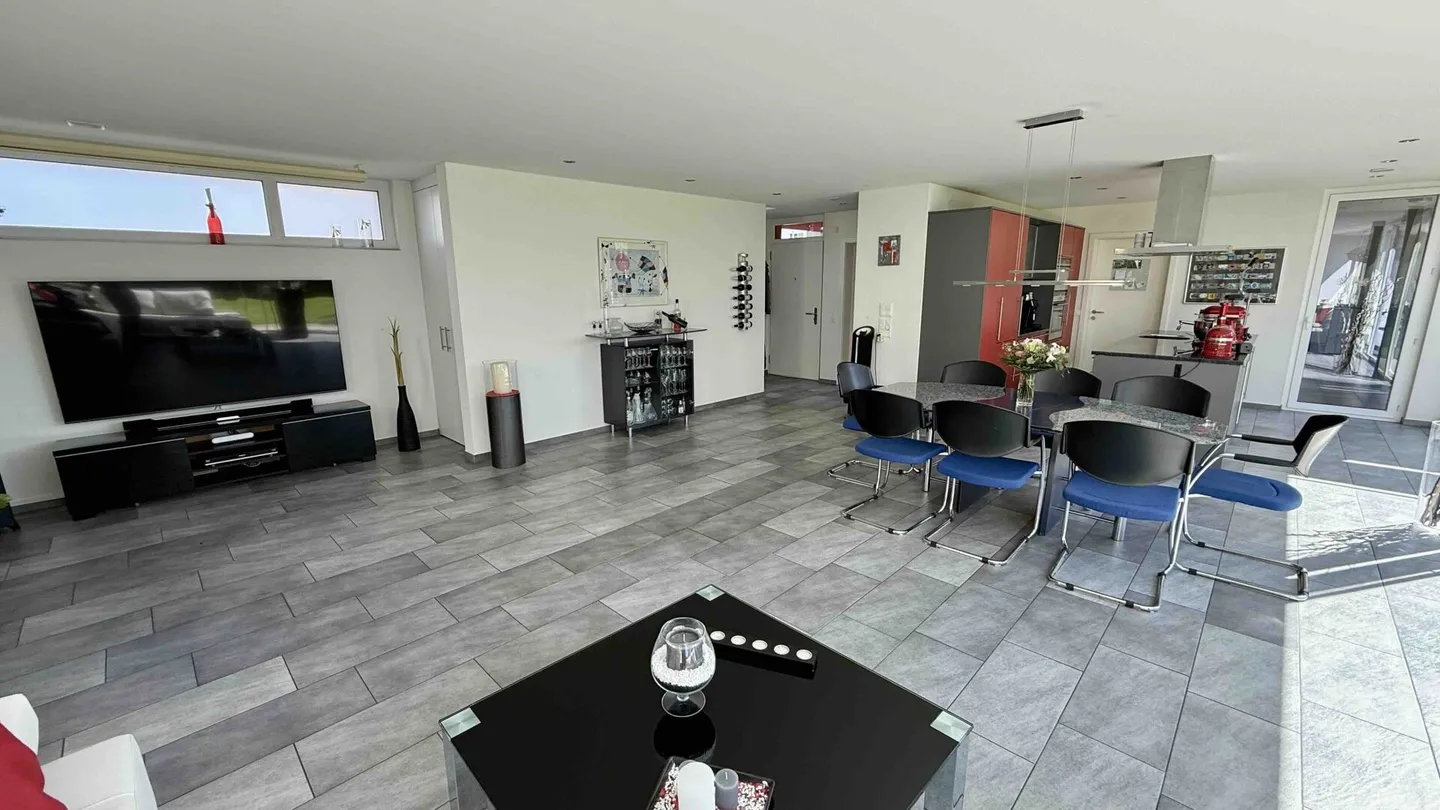 Luxuriöses Einfamilienhaus mit Aussicht - Foto 4 von 11