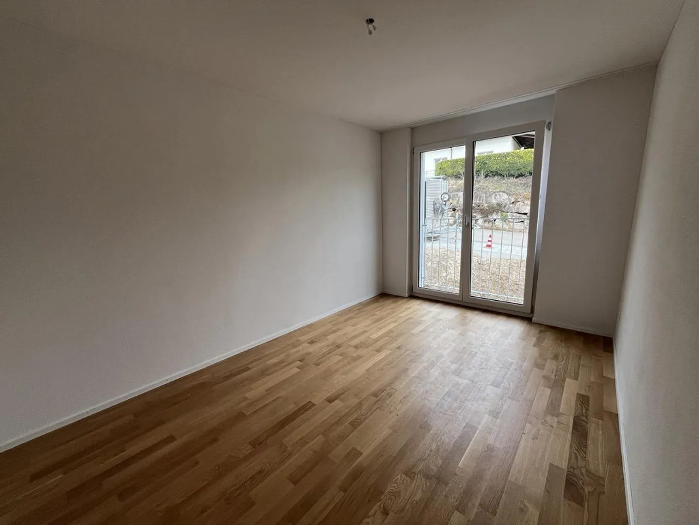 First occupancy: Well-sunny row house in Schleitheim for rent - Photo 9 of 15