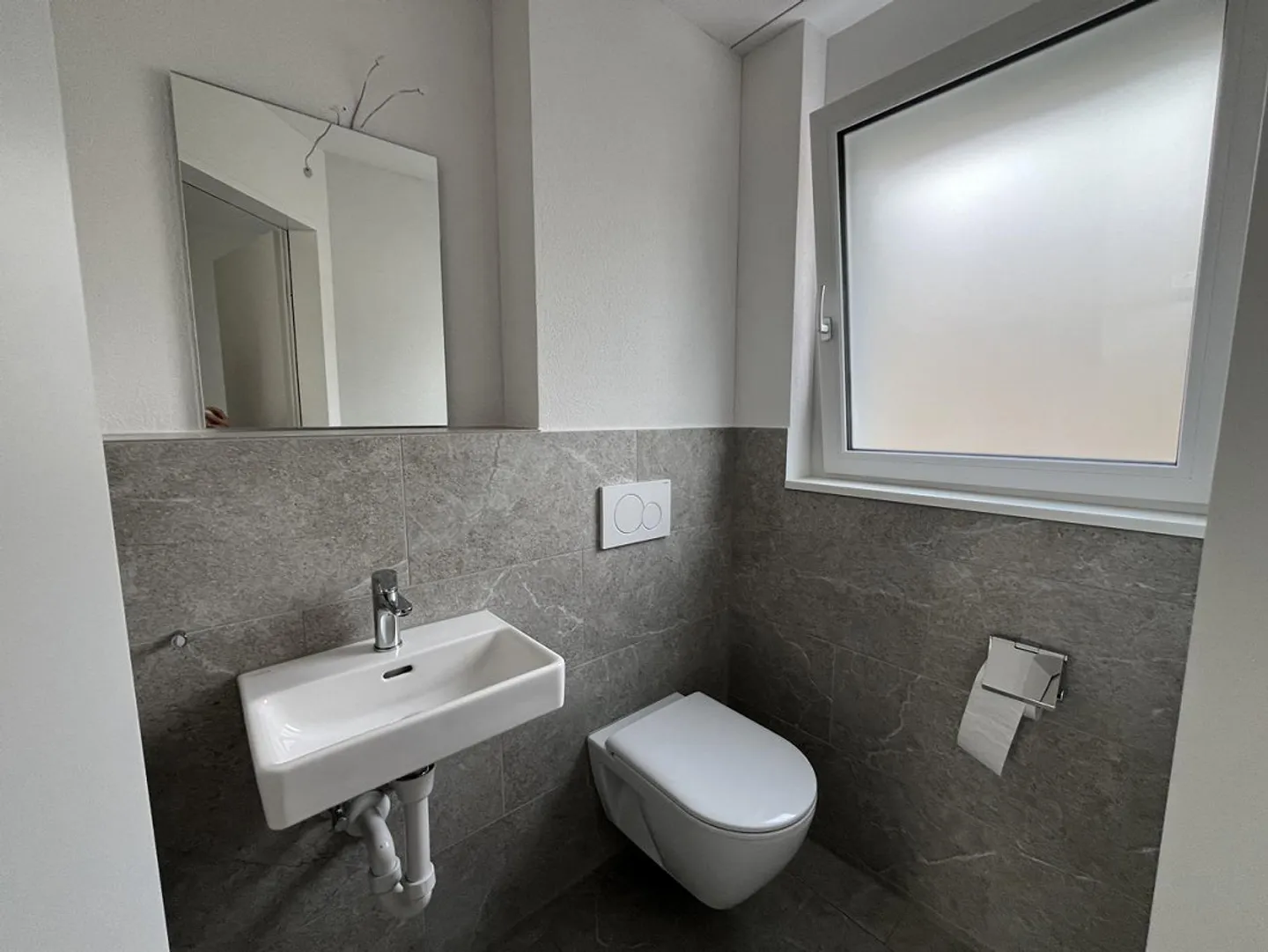 First occupancy: Well-sunny row house in Schleitheim for rent - Photo 12 of 15