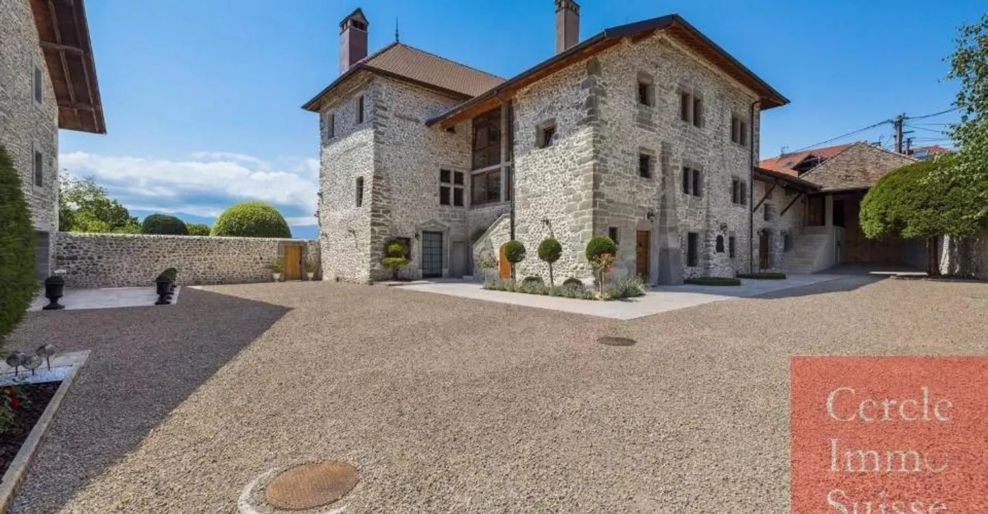 Luxus Château Nähe Genf - Foto 3 von 12