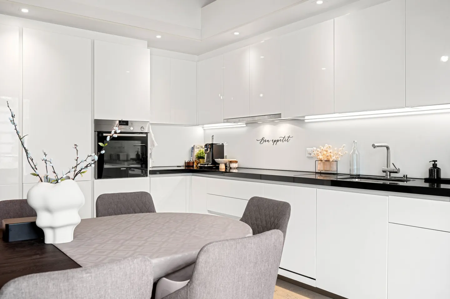 Charmant Duplex Appartement - Photo 2 sur 6