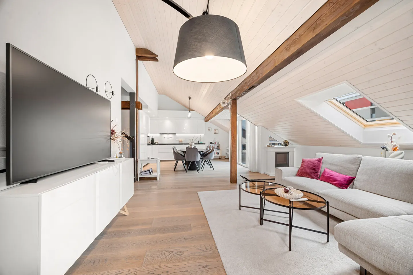 Charmant Duplex Appartement - Photo 1 sur 6