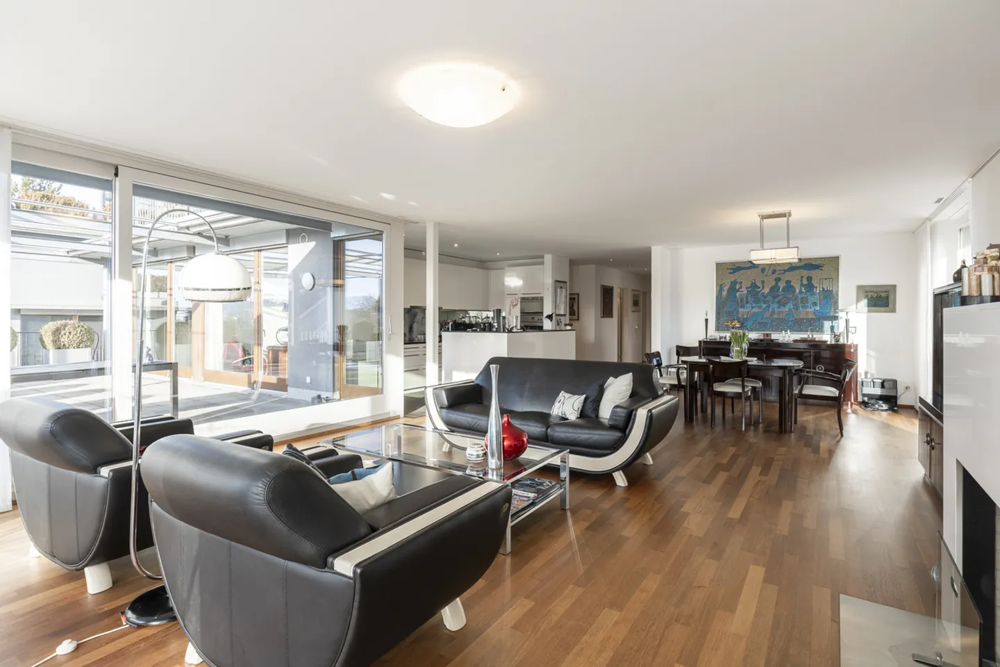 Stilvolle Familienwohnung mit Terrassen - Foto 4 von 11