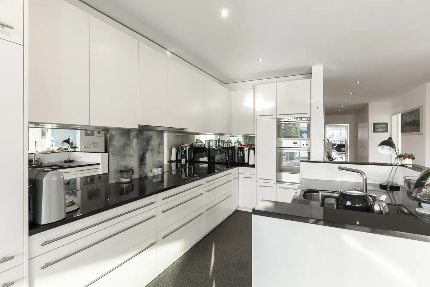 Stilvolle Familienwohnung mit Terrassen - Foto 5 von 11