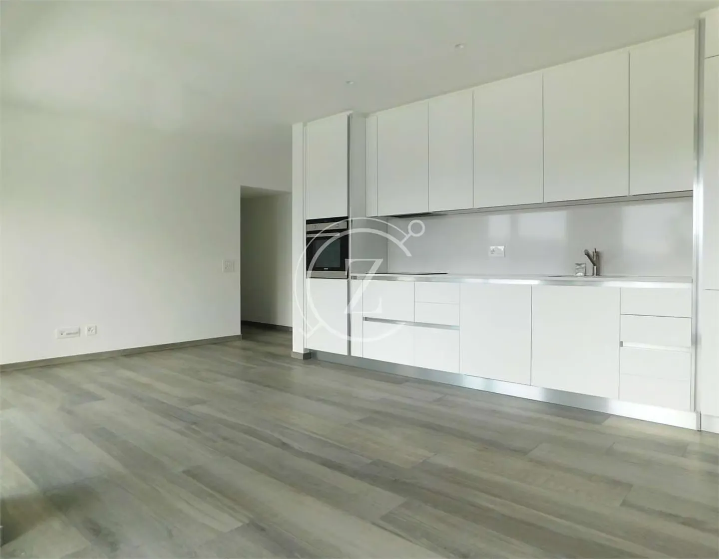 Appartamento moderno con vista lago - Foto 1 di 11