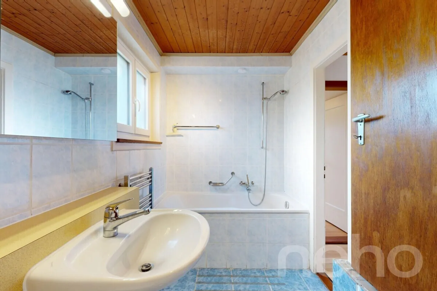 Charmantes Doppelhaus in Familienlage - Foto 8 von 12
