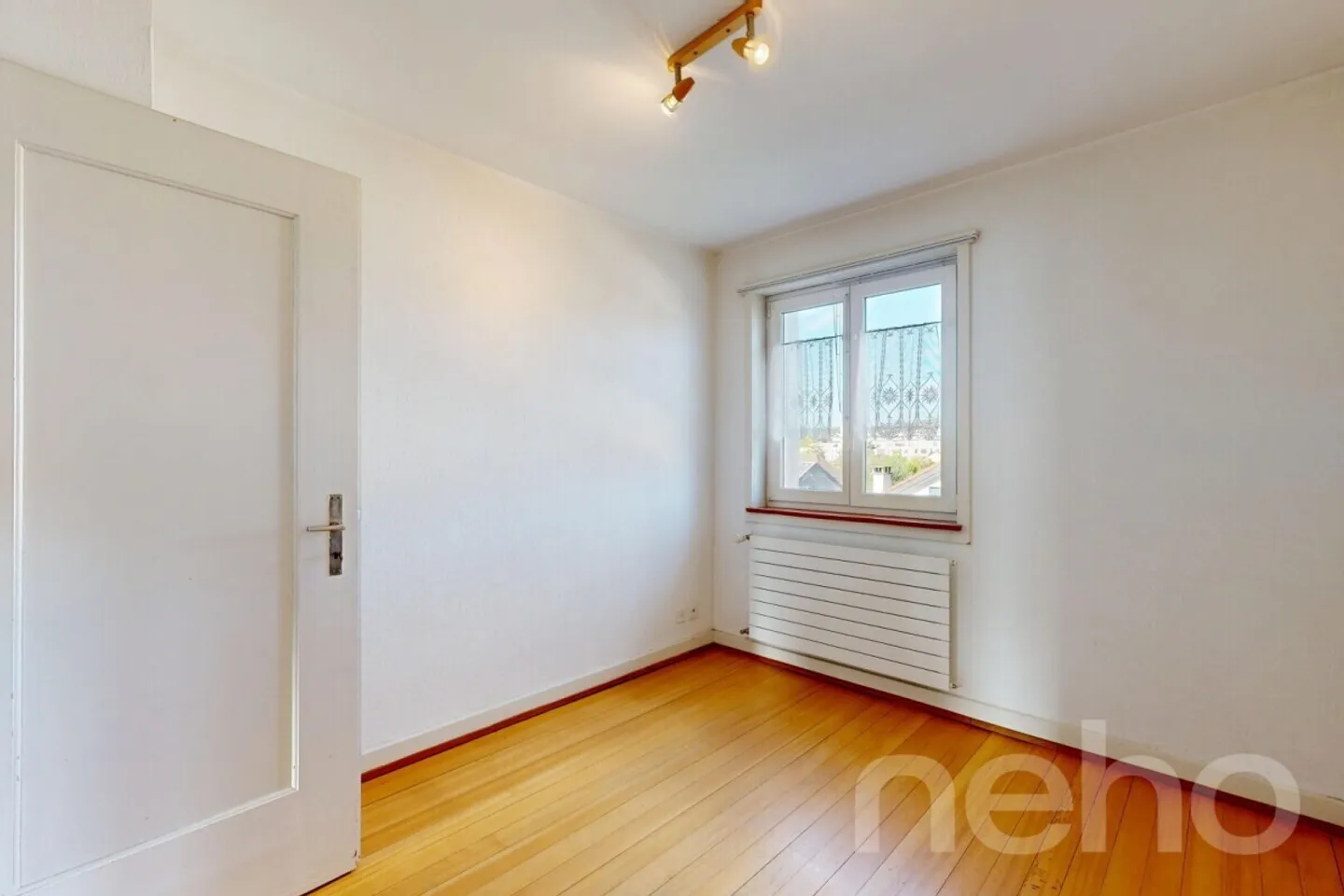 Charmantes Doppelhaus in Familienlage - Foto 9 von 12