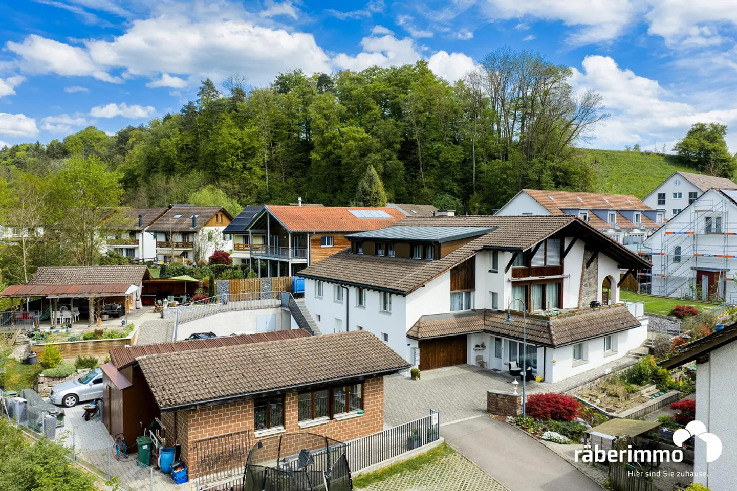 MULTI-FAMILY HOUSE WITH SPACE FOR GENERATIONS - Photo 13 of 13