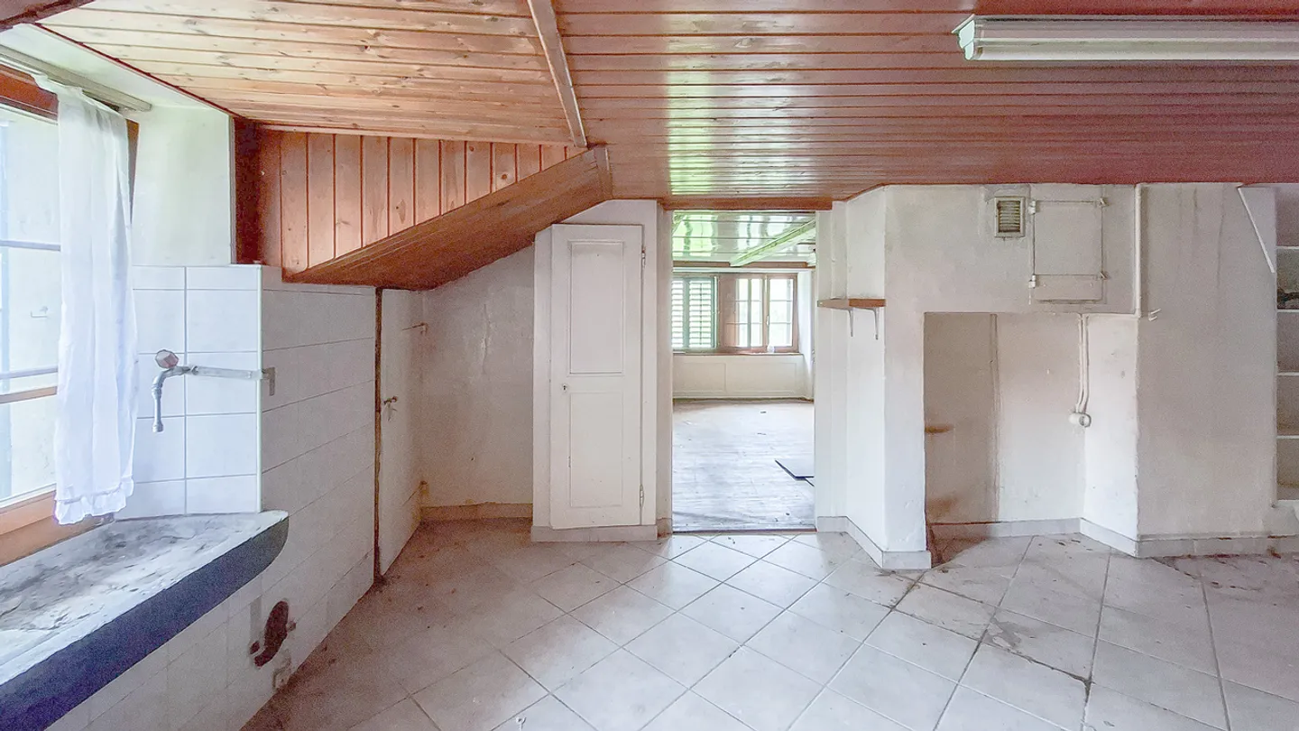Ferme neuchâteloise à rénover avec grange et maison attenante - Photo 13 sur 25