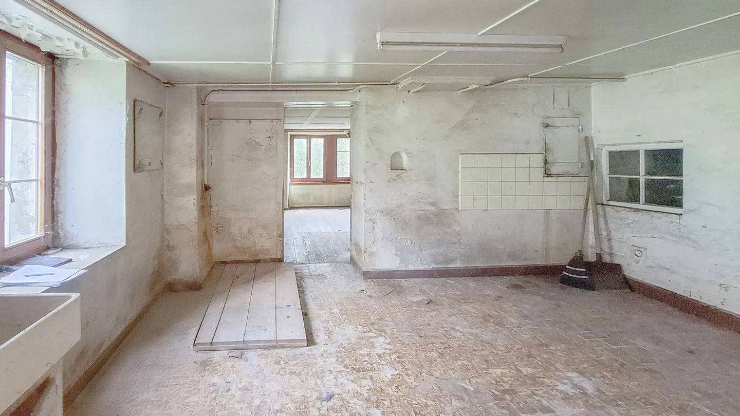 Ferme neuchâteloise à rénover avec grange et maison attenante - Photo 20 sur 25