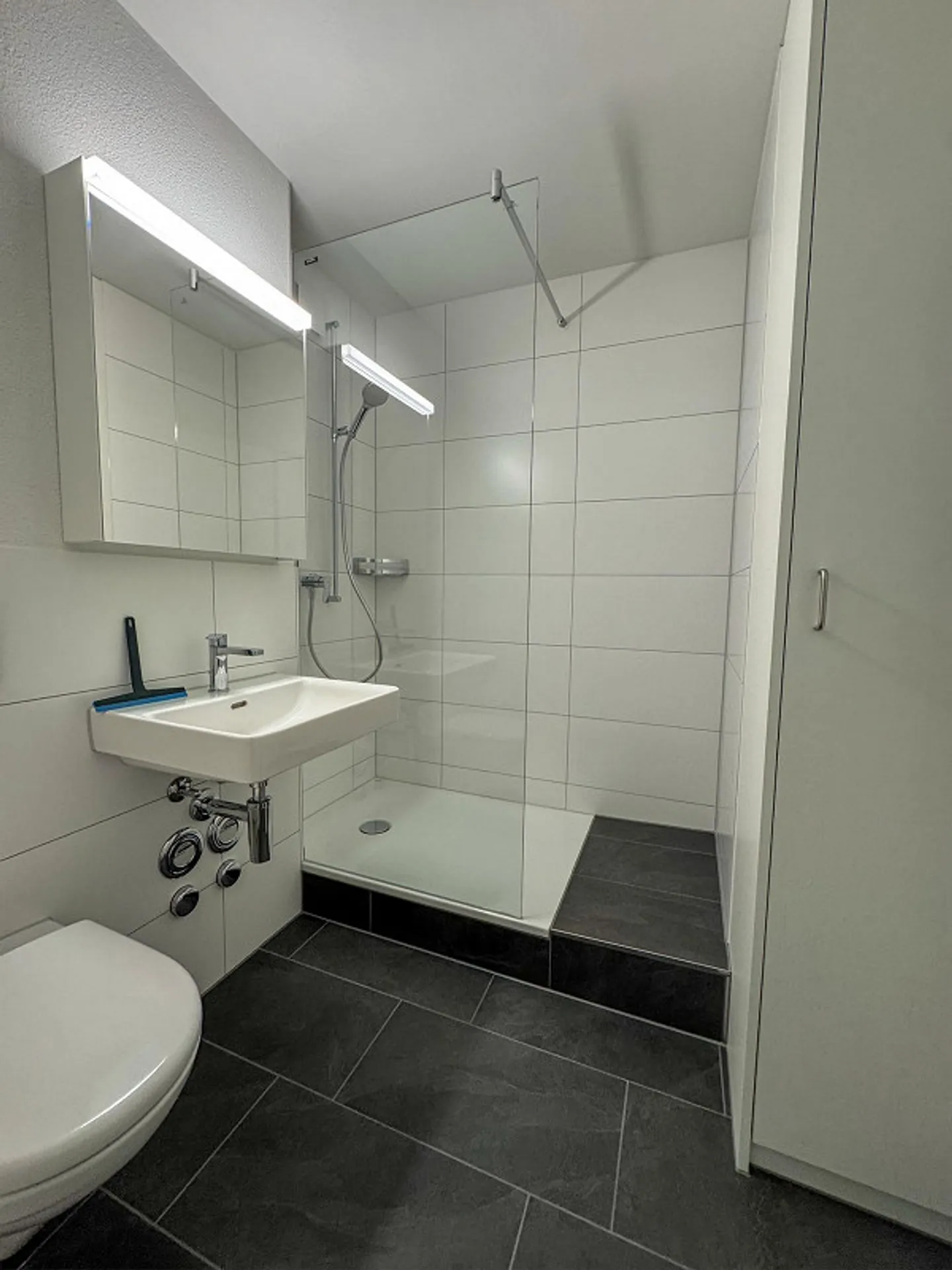 Accogliente appartamento di 2,5 stanze con balcone a Bäriswil - Foto 6 di 8